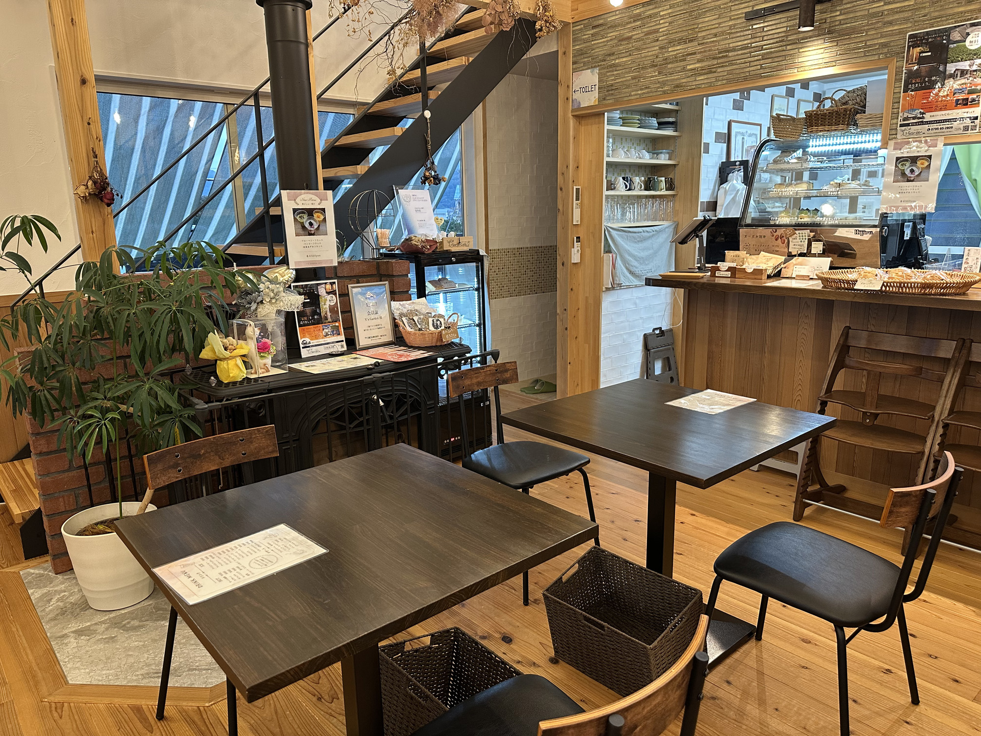 居心地のよさ抜群♪のワンダフルガーデン「Y's Garden Cafe」 | | 土曜